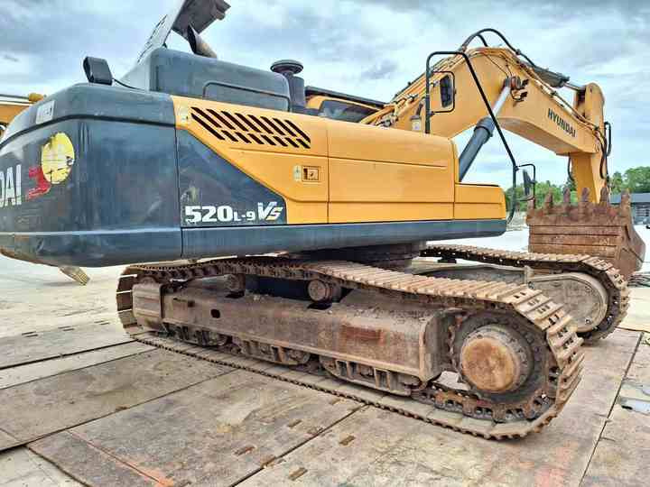 Hyundai Digger 520lvs Second Hand Korea Made High Performance Machine Hyundai Excavator for Sale - Vikšrinis ekskavatorius: foto 2 Hyundai Digger 520lvs Second Hand Korea Made High Performance Machine Hyundai Excavator for Sale - Vikšrinis ekskavatorius: foto 2