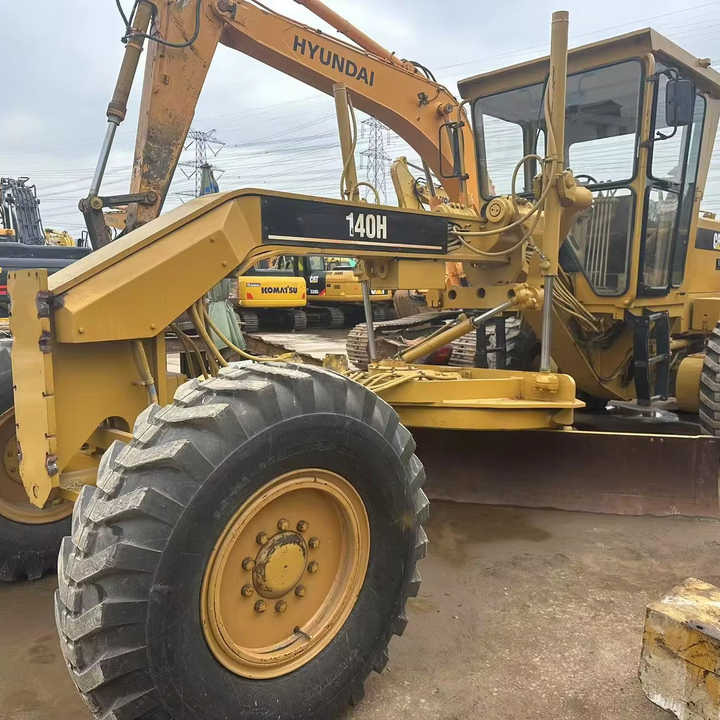 Low-price second-hand Cat Grader 140H with outstanding performance Carterpillarused 140H grader for sale - Greideris: foto 1 Low-price second-hand Cat Grader 140H with outstanding performance Carterpillarused 140H grader for sale - Greideris: foto 1