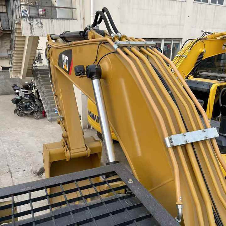 Used Caterpillar Excavator 329D for Sale USED CAT329D2 Excavator in Good Condition and Low Price Hot Selling - Ekskavatorius: foto 2 Used Caterpillar Excavator 329D for Sale USED CAT329D2 Excavator in Good Condition and Low Price Hot Selling - Ekskavatorius: foto 2