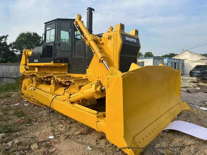Used China Brand Shantui Sd32 Bulldozer in Stock High Quality Shantui Sd16 22 32 Bulldozer for Sale - Buldozeris: foto 5 Used China Brand Shantui Sd32 Bulldozer in Stock High Quality Shantui Sd16 22 32 Bulldozer for Sale - Buldozeris: foto 5