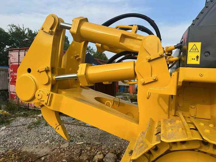 Used China Brand Shantui Sd32 Bulldozer in Stock High Quality Shantui Sd16 22 32 Bulldozer for Sale - Buldozeris: foto 2 Used China Brand Shantui Sd32 Bulldozer in Stock High Quality Shantui Sd16 22 32 Bulldozer for Sale - Buldozeris: foto 2