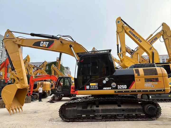 Used Digger CAT 325D Construction Machinery Construction Digger Used CAT 325D Cheap Excavator - Vikšrinis ekskavatorius: foto 2 Used Digger CAT 325D Construction Machinery Construction Digger Used CAT 325D Cheap Excavator - Vikšrinis ekskavatorius: foto 2