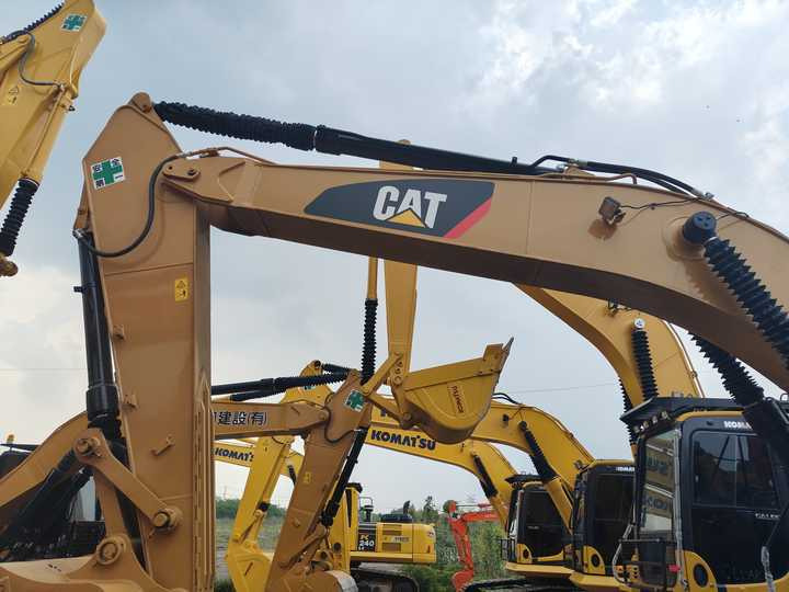 Used Digger CAT 329D2 Construction Machinery Construction Digger Used CAT 329D2 Cheap Excavator - Vikšrinis ekskavatorius: foto 5 Used Digger CAT 329D2 Construction Machinery Construction Digger Used CAT 329D2 Cheap Excavator - Vikšrinis ekskavatorius: foto 5
