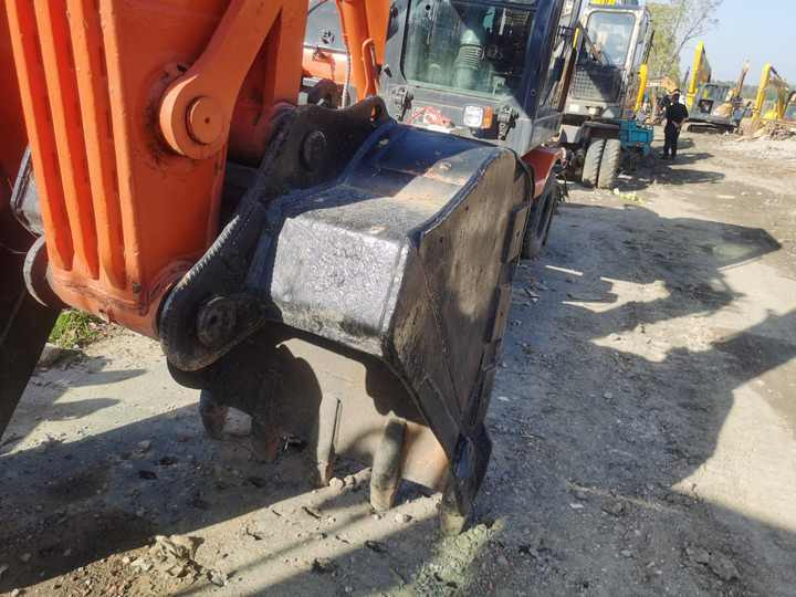 Used Digger Doosan Dh150w-7 Construction Machinery Construction Digger Used Doosan Dh150w-7 Cheap Excavator - Vikšrinis ekskavatorius: foto 2 Used Digger Doosan Dh150w-7 Construction Machinery Construction Digger Used Doosan Dh150w-7 Cheap Excavator - Vikšrinis ekskavatorius: foto 2