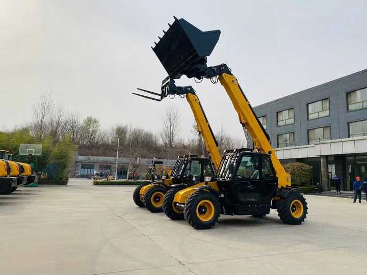Used Heavy Construction Equipment Forklift Second Hand Forklift Used Machine Hot Sale - Teleskopinis krautuvas: foto 4 Used Heavy Construction Equipment Forklift Second Hand Forklift Used Machine Hot Sale - Teleskopinis krautuvas: foto 4