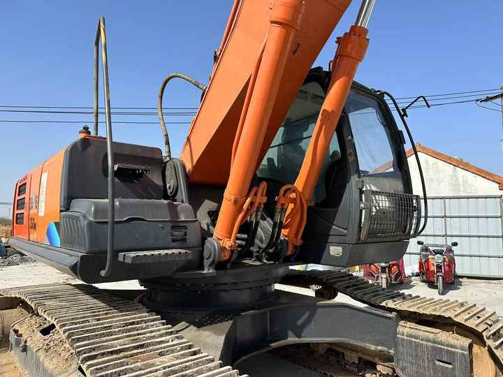Used Hitachi Zx 350 Excavator with Loe Shipping and Certificate Global Shipping - Vikšrinis ekskavatorius: foto 3 Used Hitachi Zx 350 Excavator with Loe Shipping and Certificate Global Shipping - Vikšrinis ekskavatorius: foto 3