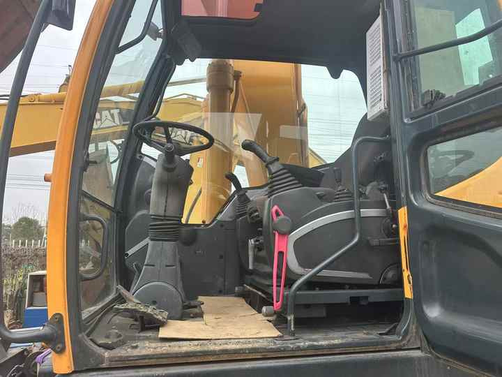 Used Hyundai Korea Hydraulic Excavator Hyundai 210-9 Excavator Excellent Condition 21 Ton Used Excavator for Sale - Ekskavatorius: foto 5 Used Hyundai Korea Hydraulic Excavator Hyundai 210-9 Excavator Excellent Condition 21 Ton Used Excavator for Sale - Ekskavatorius: foto 5