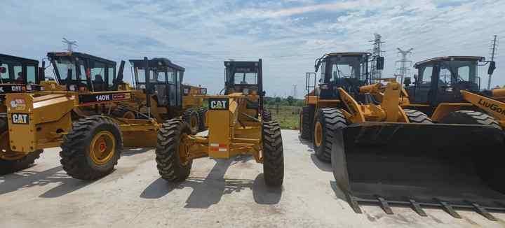 Used Japan Imported Caterpillar 140M Cat 140m Motor Grader with Good Quality and Low Price for Sale - Ekskavatorius: foto 3 Used Japan Imported Caterpillar 140M Cat 140m Motor Grader with Good Quality and Low Price for Sale - Ekskavatorius: foto 3