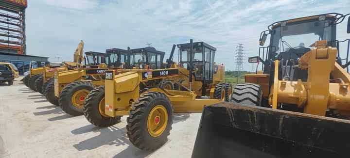 Used Japan Imported Caterpillar 140M Cat 140m Motor Grader with Good Quality and Low Price for Sale - Ekskavatorius: foto 5 Used Japan Imported Caterpillar 140M Cat 140m Motor Grader with Good Quality and Low Price for Sale - Ekskavatorius: foto 5