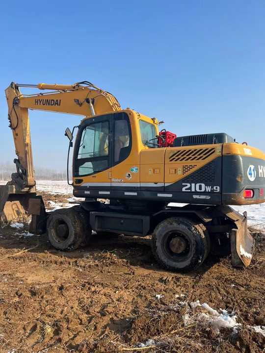 Used Korea Brand Original hyundai 210w-9 Wheel Excavator for Sale Used hyundai Wheel Excavator - Vikšrinis ekskavatorius: foto 5 Used Korea Brand Original hyundai 210w-9 Wheel Excavator for Sale Used hyundai Wheel Excavator - Vikšrinis ekskavatorius: foto 5