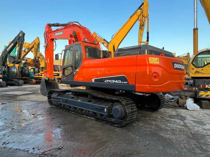 Used Large Doosan DX340 Excavator Original DX340-9 Used Excavator 34 Tons DX340lc-9c Hydraulic Excavator Sold Well - Ekskavatorius: foto 2 Used Large Doosan DX340 Excavator Original DX340-9 Used Excavator 34 Tons DX340lc-9c Hydraulic Excavator Sold Well - Ekskavatorius: foto 2