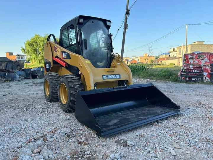 Used Original Caterpillar 246c Skid Steer Loader for Sale Used Cat226b 246c 246d Skid Steer Loader - Mini krautuvas: foto 2 Used Original Caterpillar 246c Skid Steer Loader for Sale Used Cat226b 246c 246d Skid Steer Loader - Mini krautuvas: foto 2
