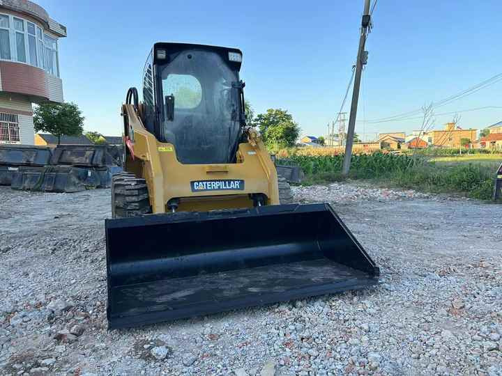 Used Original Caterpillar 246c Skid Steer Loader for Sale Used Cat226b 246c 246d Skid Steer Loader - Mini krautuvas: foto 3 Used Original Caterpillar 246c Skid Steer Loader for Sale Used Cat226b 246c 246d Skid Steer Loader - Mini krautuvas: foto 3
