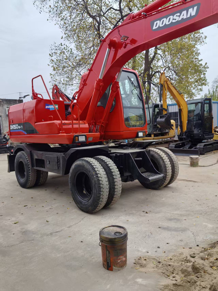 Doosan Used DH150W-7 wheeled excavator for sale at a low price. - Ratinis ekskavatorius: foto 5 Doosan Used DH150W-7 wheeled excavator for sale at a low price. - Ratinis ekskavatorius: foto 5