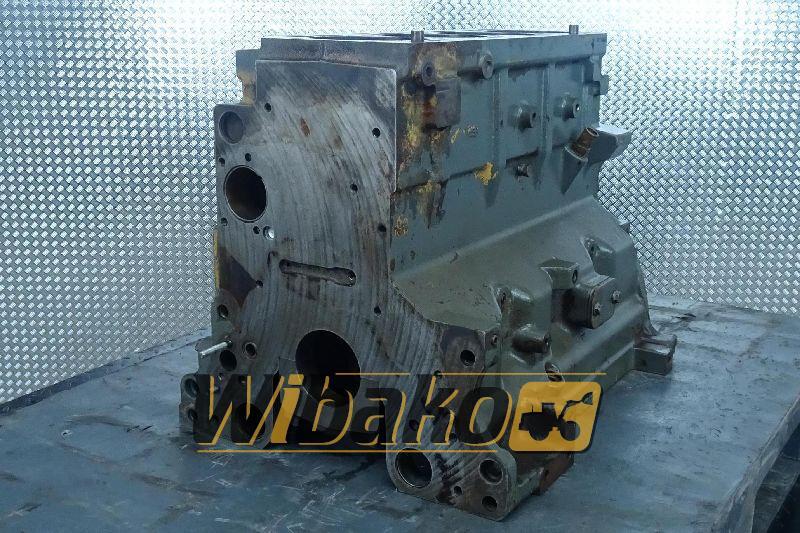 Block Engine / Motor Liebherr D504 9738000/R115081J - Cilindrų blokas - Statybinė technika: foto 1 Block Engine / Motor Liebherr D504 9738000/R115081J - Cilindrų blokas - Statybinė technika: foto 1