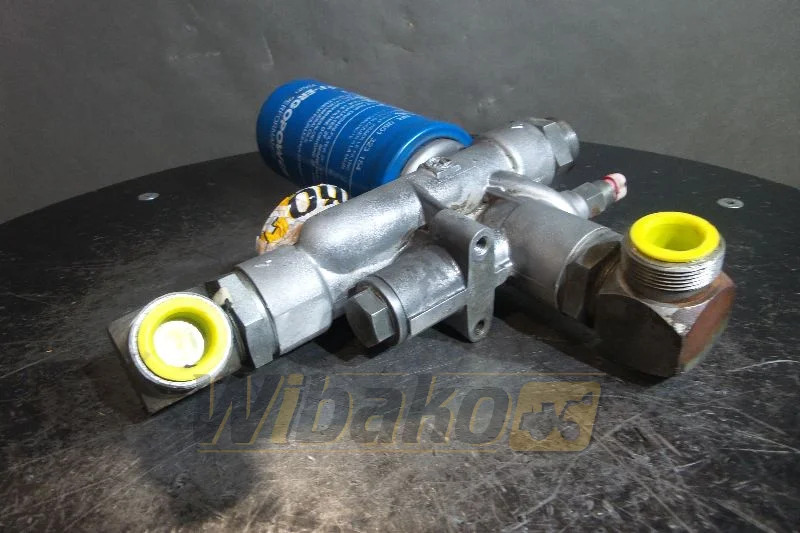 Case 921C - Hidraulinis vožtuvas - Statybinė technika: foto 1 Case 921C - Hidraulinis vožtuvas - Statybinė technika: foto 1