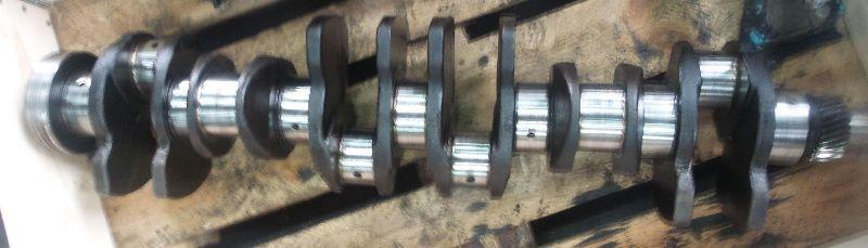 Crankshaft Volvo TD100 - Alkūninis velenas - Statybinė technika: foto 1 Crankshaft Volvo TD100 - Alkūninis velenas - Statybinė technika: foto 1