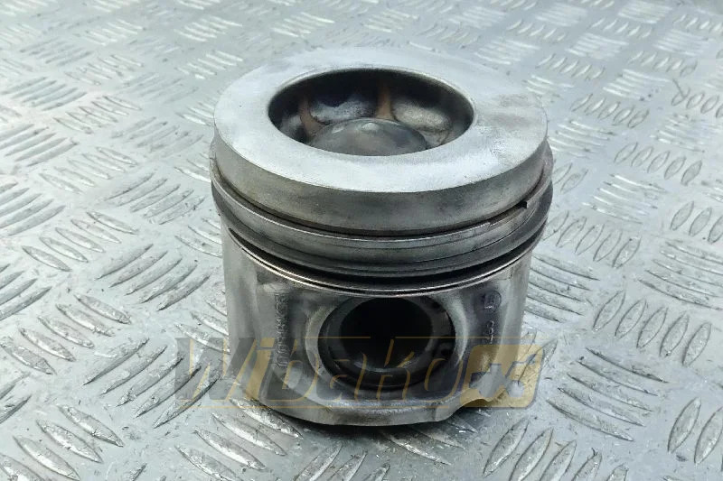 Deutz 04501383 - Stūmokliai/ Žiedai/ Įvorės - Statybinė technika: foto 1 Deutz 04501383 - Stūmokliai/ Žiedai/ Įvorės - Statybinė technika: foto 1