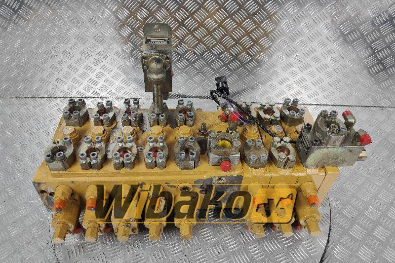 Distributor Caterpillar M7-1141-01/5M7-22 171-1971/00959819 - Hidraulinis vožtuvas - Statybinė technika: foto 2 Distributor Caterpillar M7-1141-01/5M7-22 171-1971/00959819 - Hidraulinis vožtuvas - Statybinė technika: foto 2