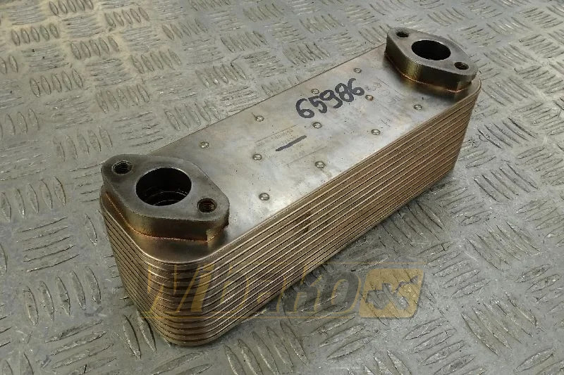 Liebherr 10325001 - Alyvos aušintuvas - Statybinė technika: foto 1 Liebherr 10325001 - Alyvos aušintuvas - Statybinė technika: foto 1