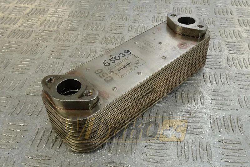 Liebherr 9271046 - Alyvos aušintuvas - Statybinė technika: foto 1 Liebherr 9271046 - Alyvos aušintuvas - Statybinė technika: foto 1