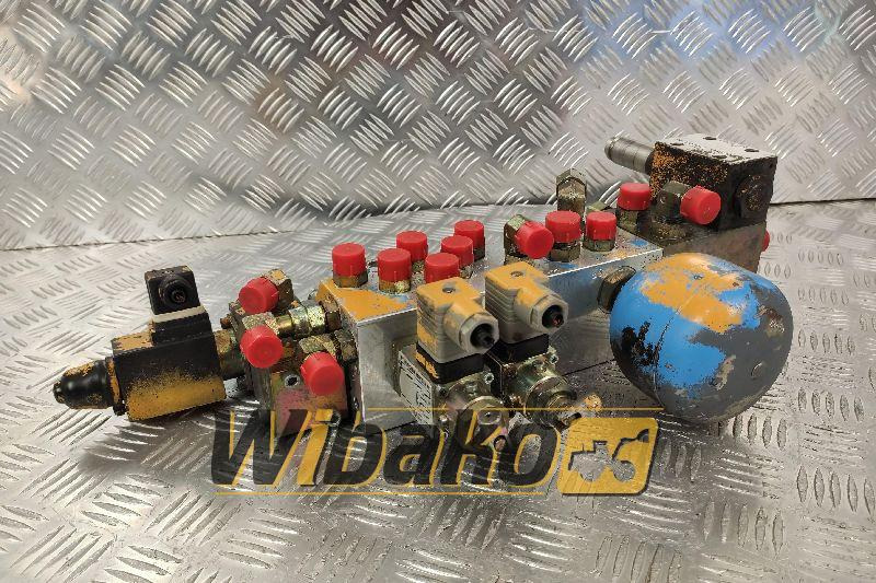 Valves set Caterpillar 145-7716 - Hidraulinis vožtuvas - Statybinė technika: foto 1 Valves set Caterpillar 145-7716 - Hidraulinis vožtuvas - Statybinė technika: foto 1