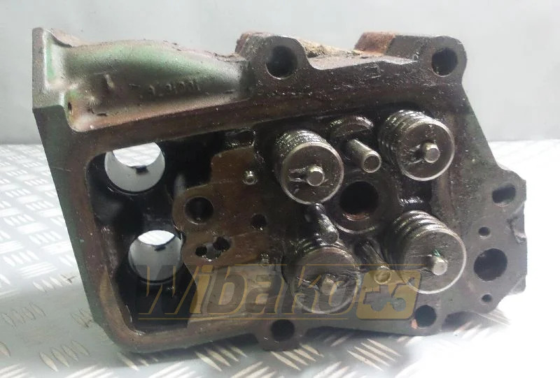 Volvo TD164KAE - Cilindrų galvutė - Statybinė technika: foto 1 Volvo TD164KAE - Cilindrų galvutė - Statybinė technika: foto 1