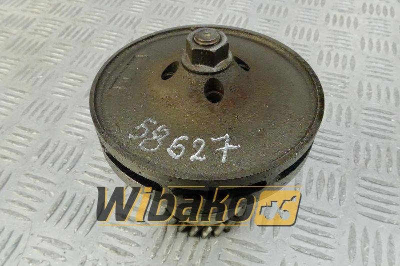 Water pump Liebherr 9887944 - Aušinimo skysčio siurblys - Statybinė technika: foto 1 Water pump Liebherr 9887944 - Aušinimo skysčio siurblys - Statybinė technika: foto 1