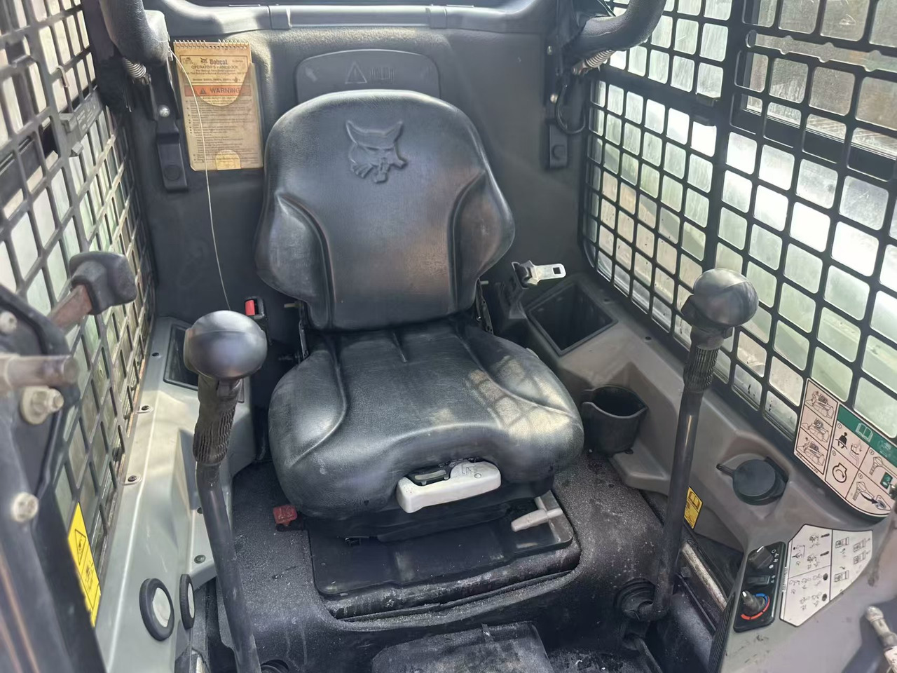 BOBCAT s550 - Ratinis krautuvas: foto 2 BOBCAT s550 - Ratinis krautuvas: foto 2