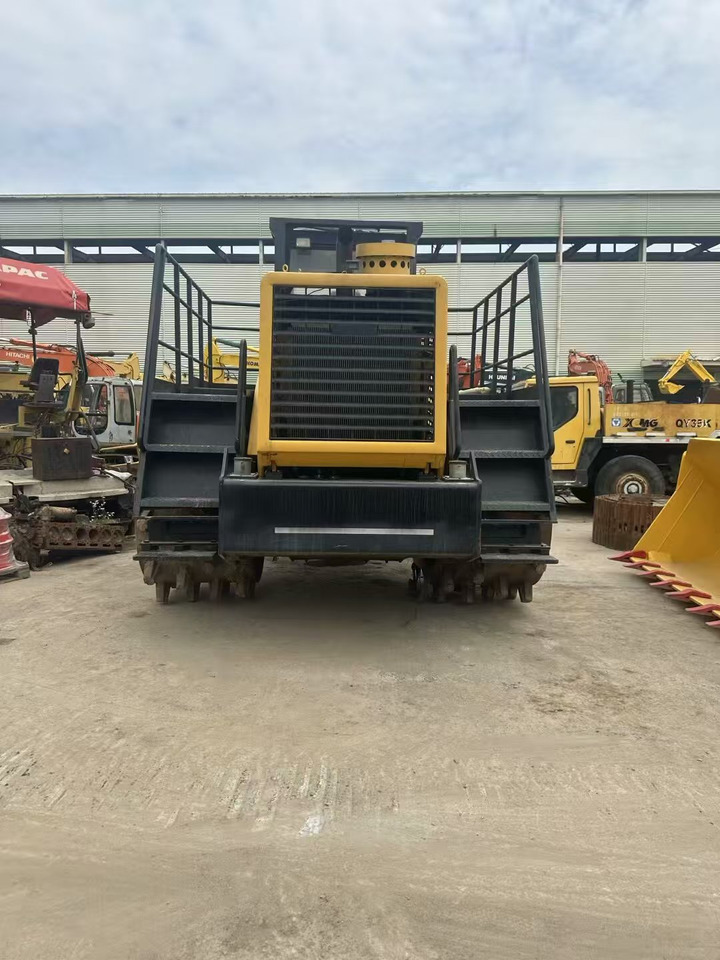 CATERPILLAR 6G - Kompaktorius: foto 3 CATERPILLAR 6G - Kompaktorius: foto 3