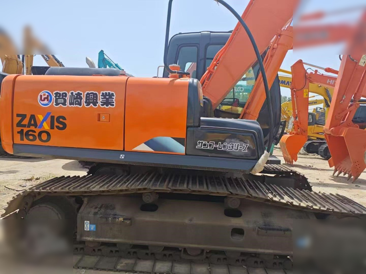 HITACHI EX160 LC - Vikšrinis ekskavatorius: foto 1 HITACHI EX160 LC - Vikšrinis ekskavatorius: foto 1