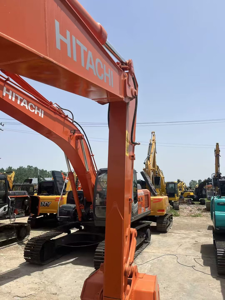 HITACHI ZX130 - Vikšrinis ekskavatorius: foto 1 HITACHI ZX130 - Vikšrinis ekskavatorius: foto 1