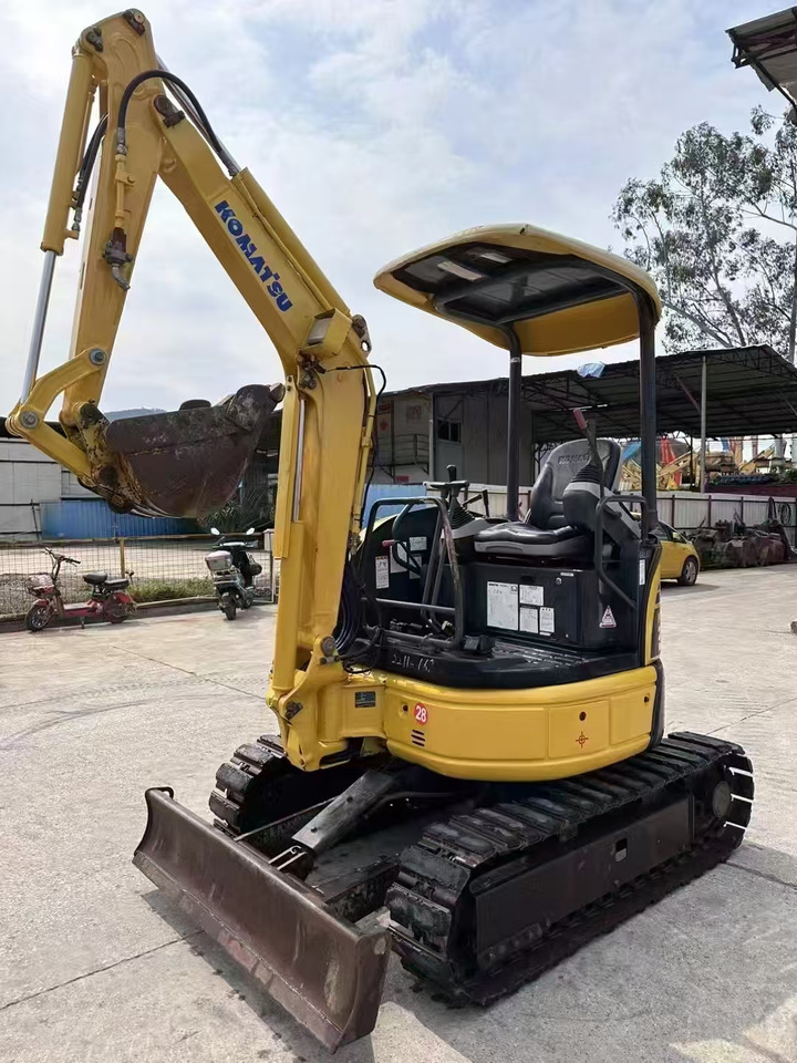 KOMATSU 2-ton - Mini ekskavatorius: foto 3 KOMATSU 2-ton - Mini ekskavatorius: foto 3
