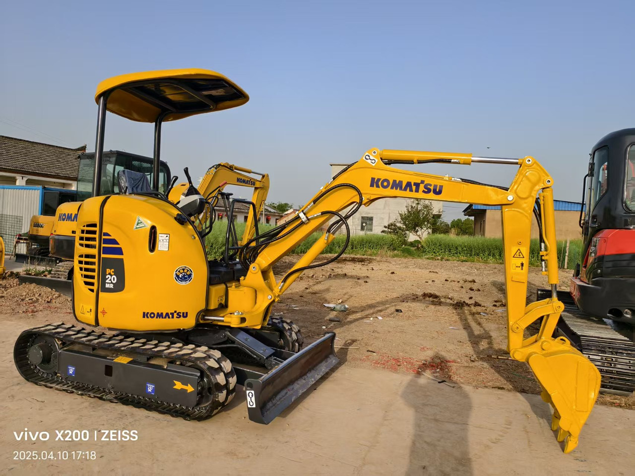 Mini ekskavatorius KOMATSU 20MR: foto 14