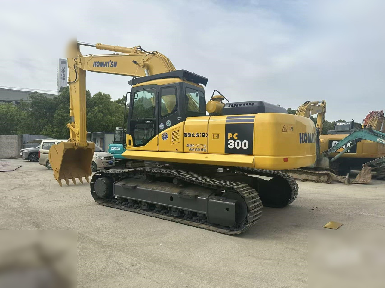 KOMATSU PC300-7 - Vikšrinis ekskavatorius: foto 5 KOMATSU PC300-7 - Vikšrinis ekskavatorius: foto 5