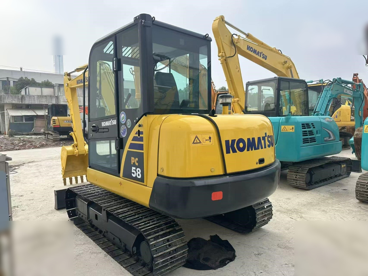 KOMATSU PC56-7 - Mini ekskavatorius: foto 2 KOMATSU PC56-7 - Mini ekskavatorius: foto 2