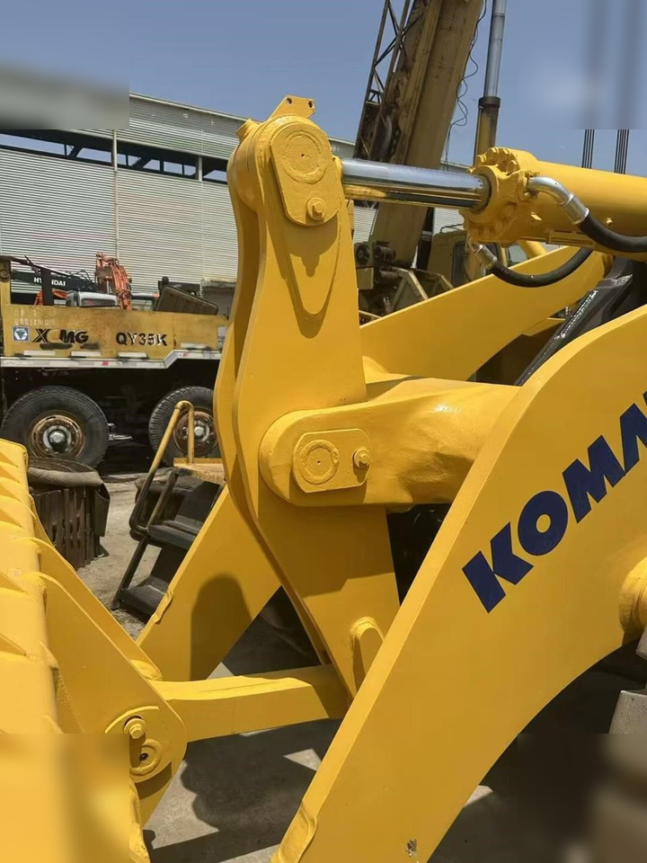 KOMATSU WA470-3 - Ratinis krautuvas: foto 3 KOMATSU WA470-3 - Ratinis krautuvas: foto 3