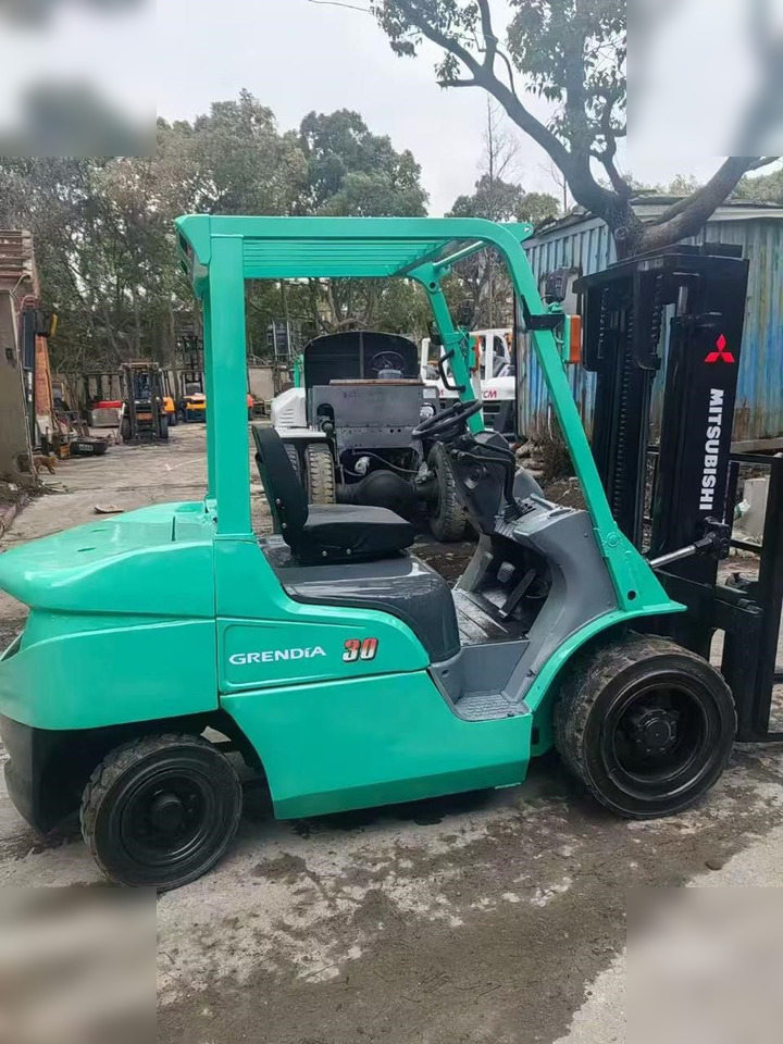 MITSUBISHI FD18 - Dyzelinis krautuvas: foto 4 MITSUBISHI FD18 - Dyzelinis krautuvas: foto 4
