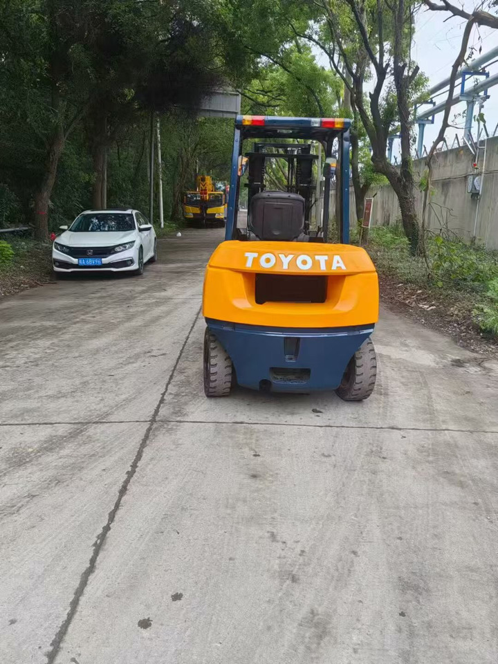 TOYATA 5-TON - Stiebinis keltuvas: foto 4 TOYATA 5-TON - Stiebinis keltuvas: foto 4