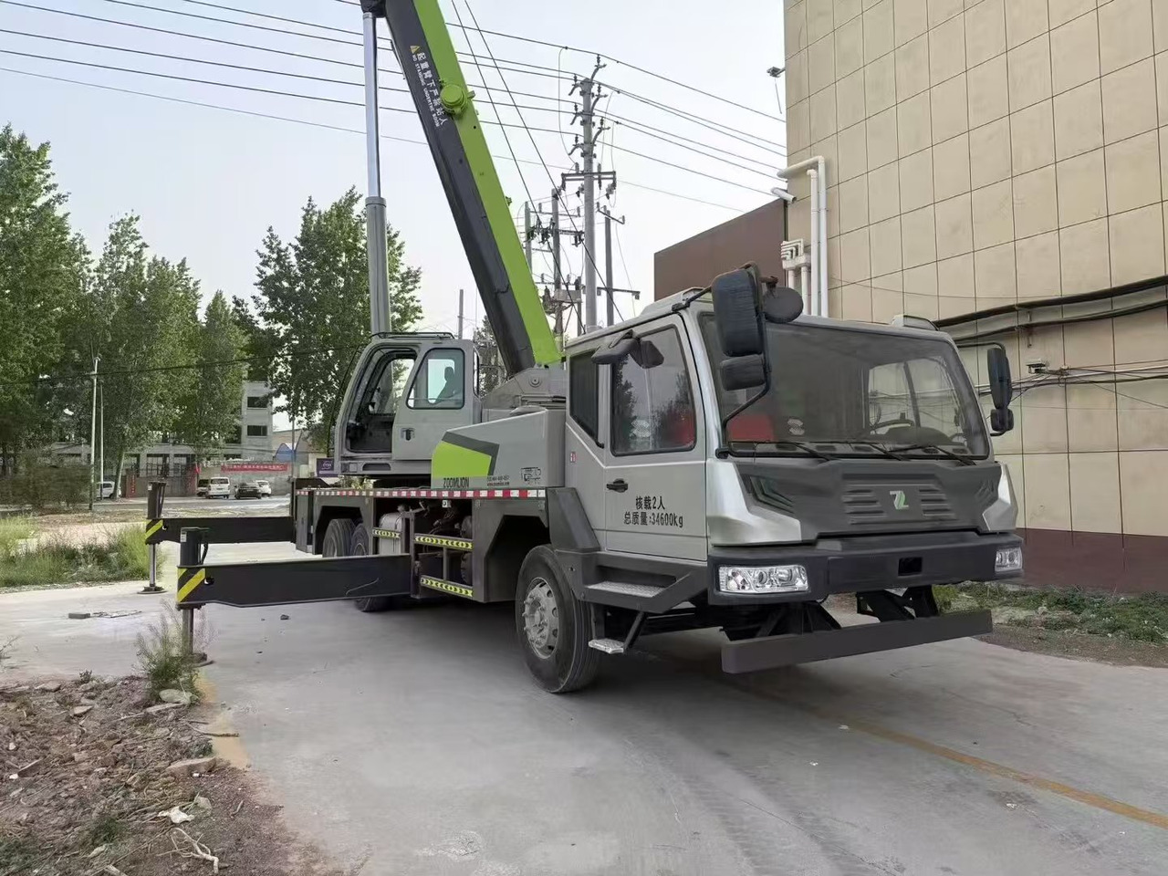 Zoomlion 35-ton - Autokranas: foto 1 Zoomlion 35-ton - Autokranas: foto 1