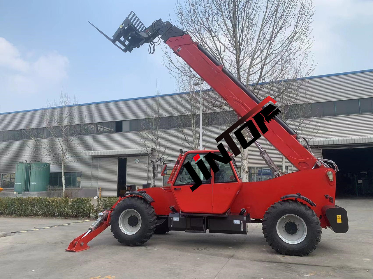 14Ton Telehandler with CUMMINS Engine - Teleskopinis krautuvas: foto 2 14Ton Telehandler with CUMMINS Engine - Teleskopinis krautuvas: foto 2