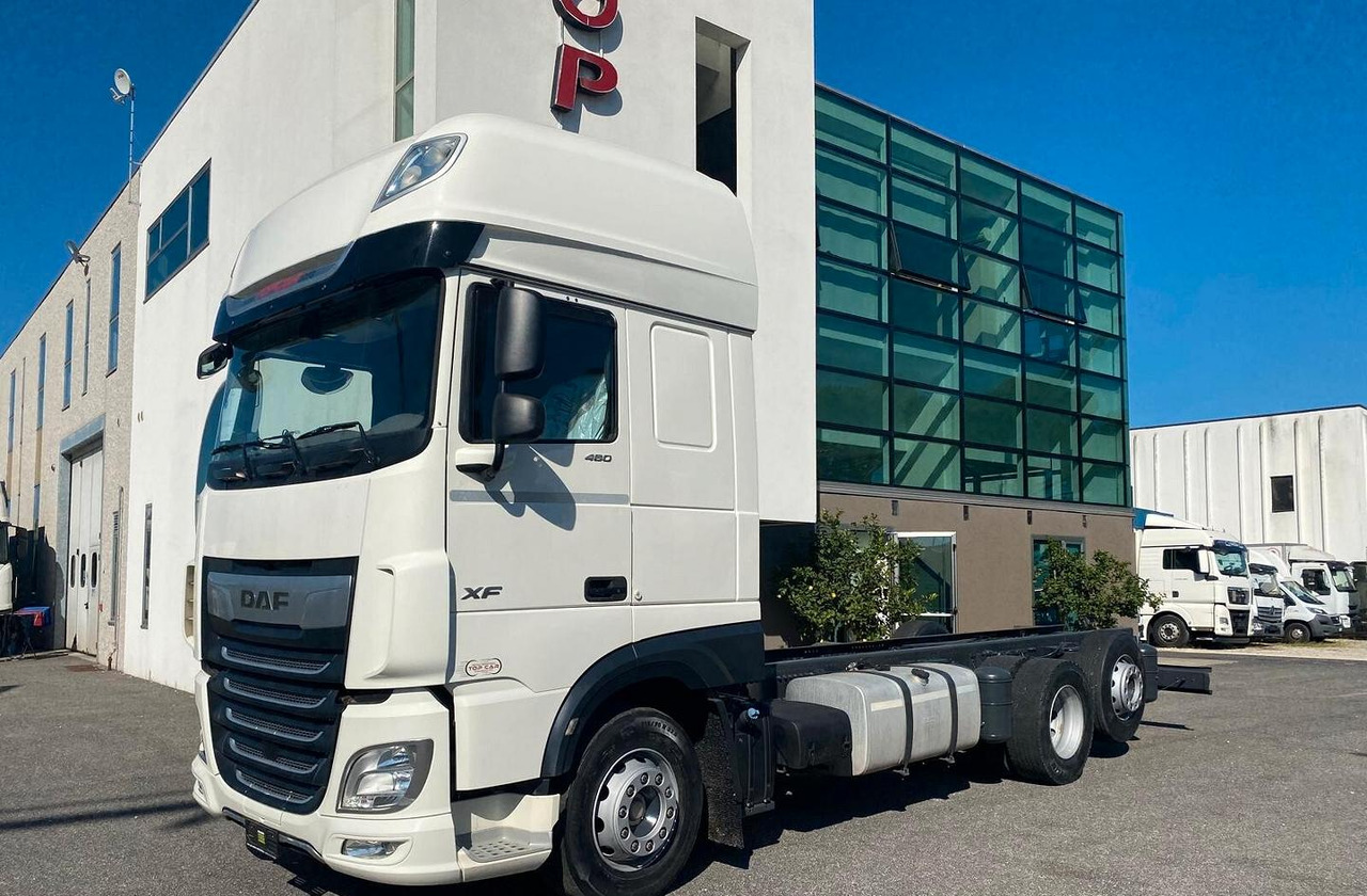DAF XF 480 FT FULL PNEUMATIC 2019 - Važiuoklės sunkvežimis: foto 1 DAF XF 480 FT FULL PNEUMATIC 2019 - Važiuoklės sunkvežimis: foto 1