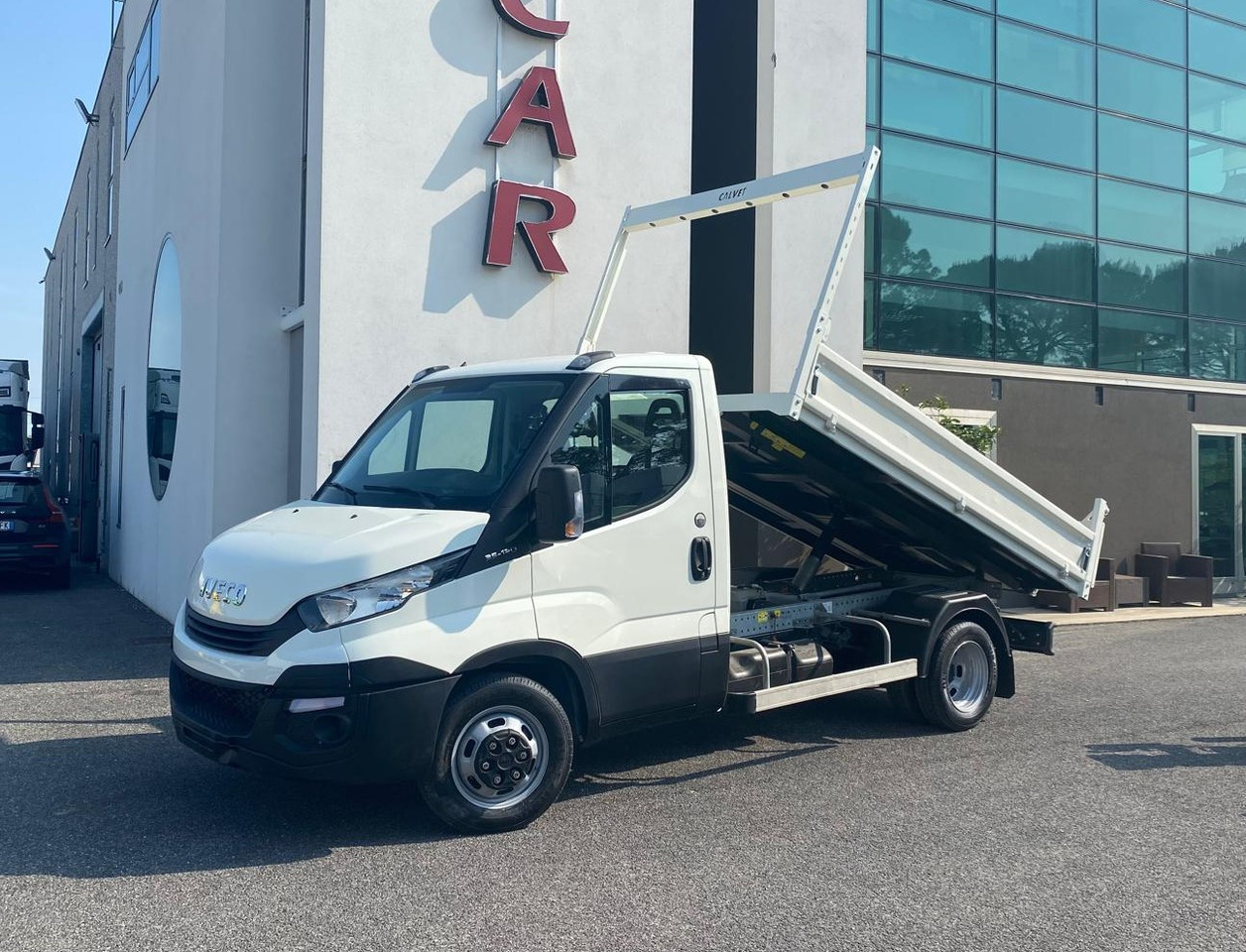 IVECO DAILY 35C12 - Mažas savivartis: foto 1 IVECO DAILY 35C12 - Mažas savivartis: foto 1