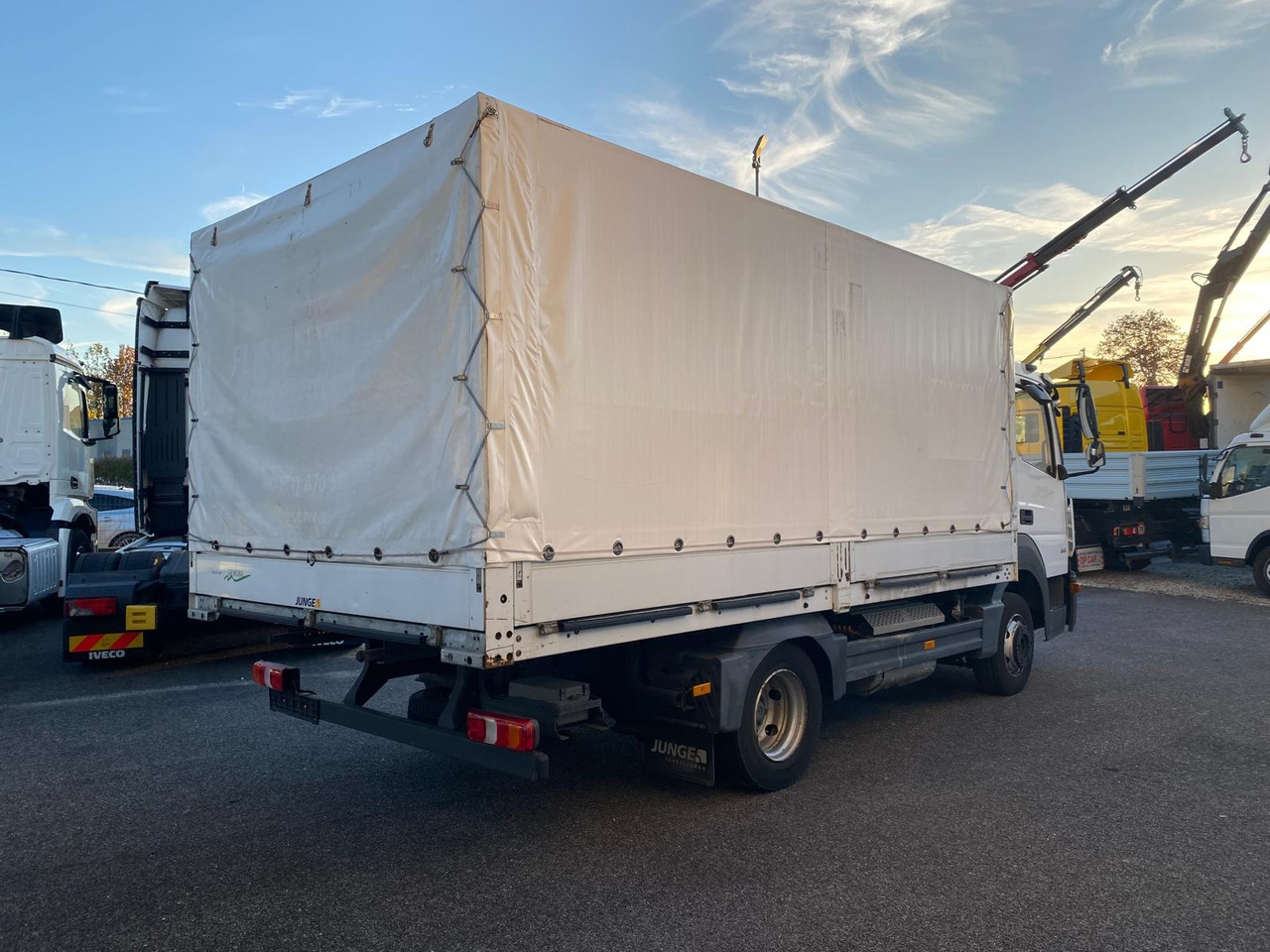 MERCEDES-BENZ 816 ATEGO - Tentinis sunkvežimis: foto 4 MERCEDES-BENZ 816 ATEGO - Tentinis sunkvežimis: foto 4