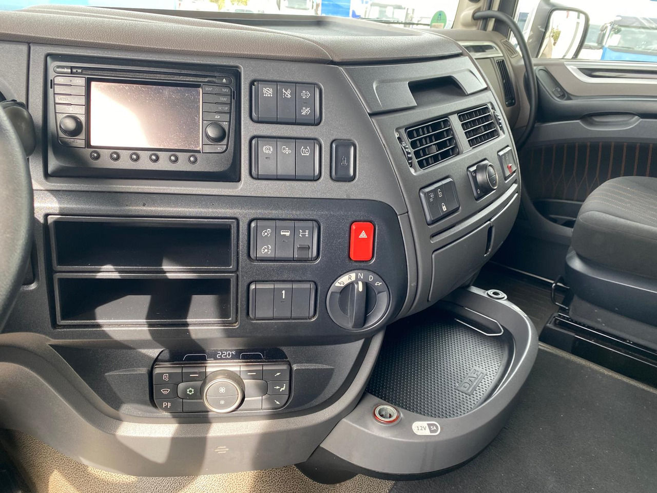Vilkikas DAF XF 450: foto 15