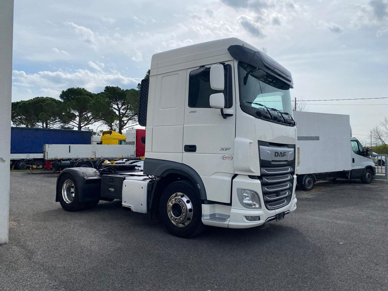 DAF XF 450 - Vilkikas: foto 3 DAF XF 450 - Vilkikas: foto 3