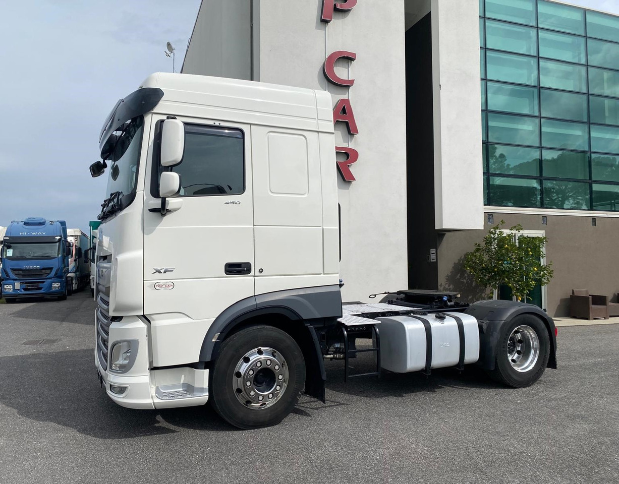 DAF XF 450 - Vilkikas: foto 2 DAF XF 450 - Vilkikas: foto 2