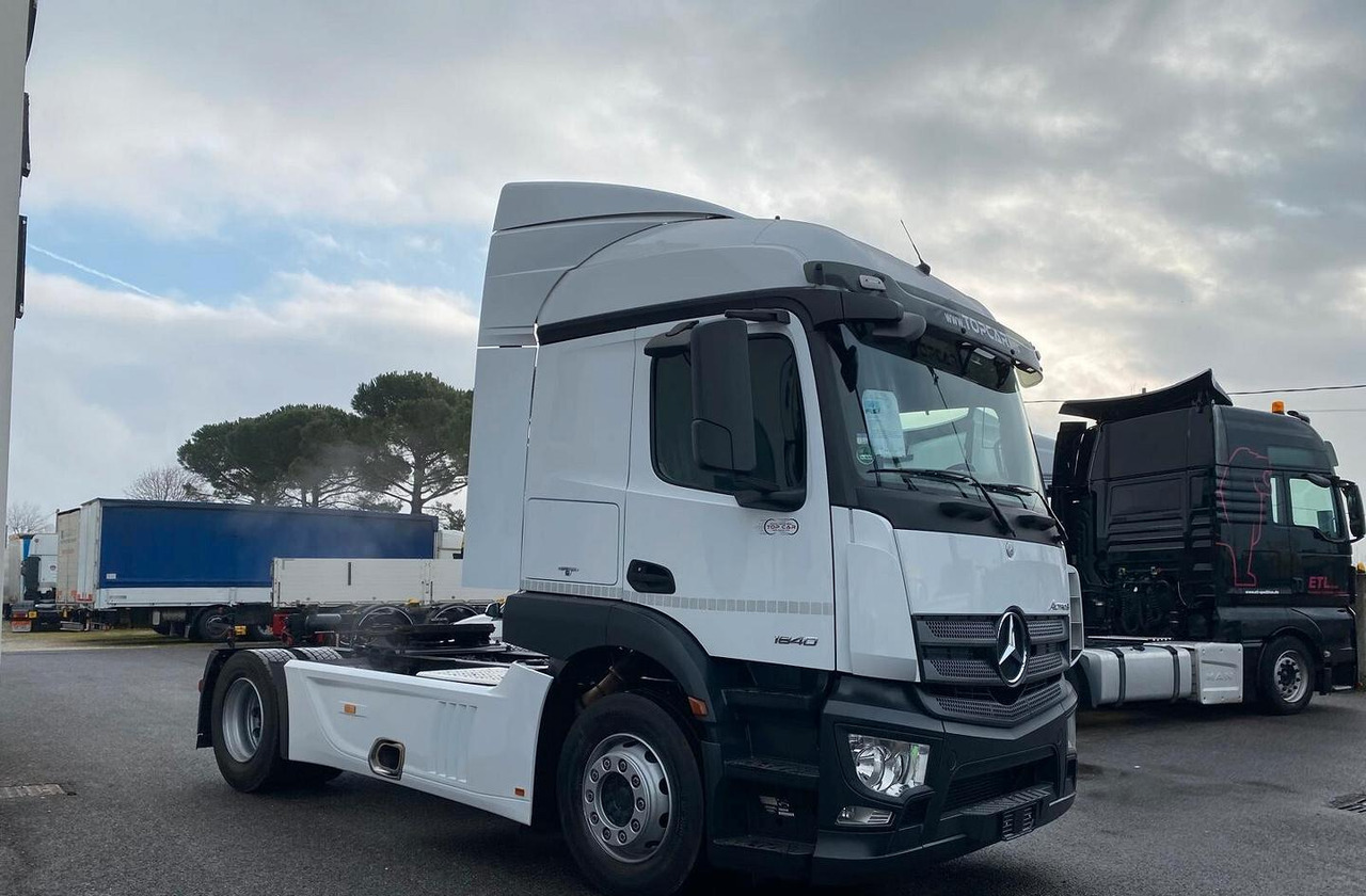 MERCEDES ACTROS 18.40 TRATTORE STRADALE EURO 6 - Vilkikas: foto 2 MERCEDES ACTROS 18.40 TRATTORE STRADALE EURO 6 - Vilkikas: foto 2