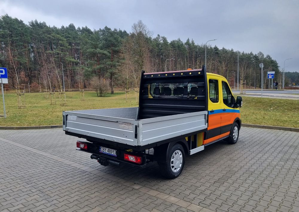 Ford Transit - Komercinis automobilis su dviguba kabina: foto 4 Ford Transit - Komercinis automobilis su dviguba kabina: foto 4