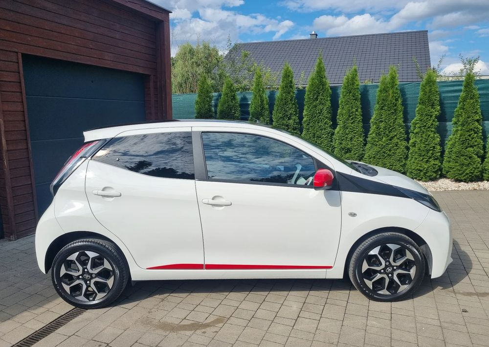 Toyota Aygo 1.0 VVT-i Sprint EU6 - Lengvasis automobilis: foto 3 Toyota Aygo 1.0 VVT-i Sprint EU6 - Lengvasis automobilis: foto 3